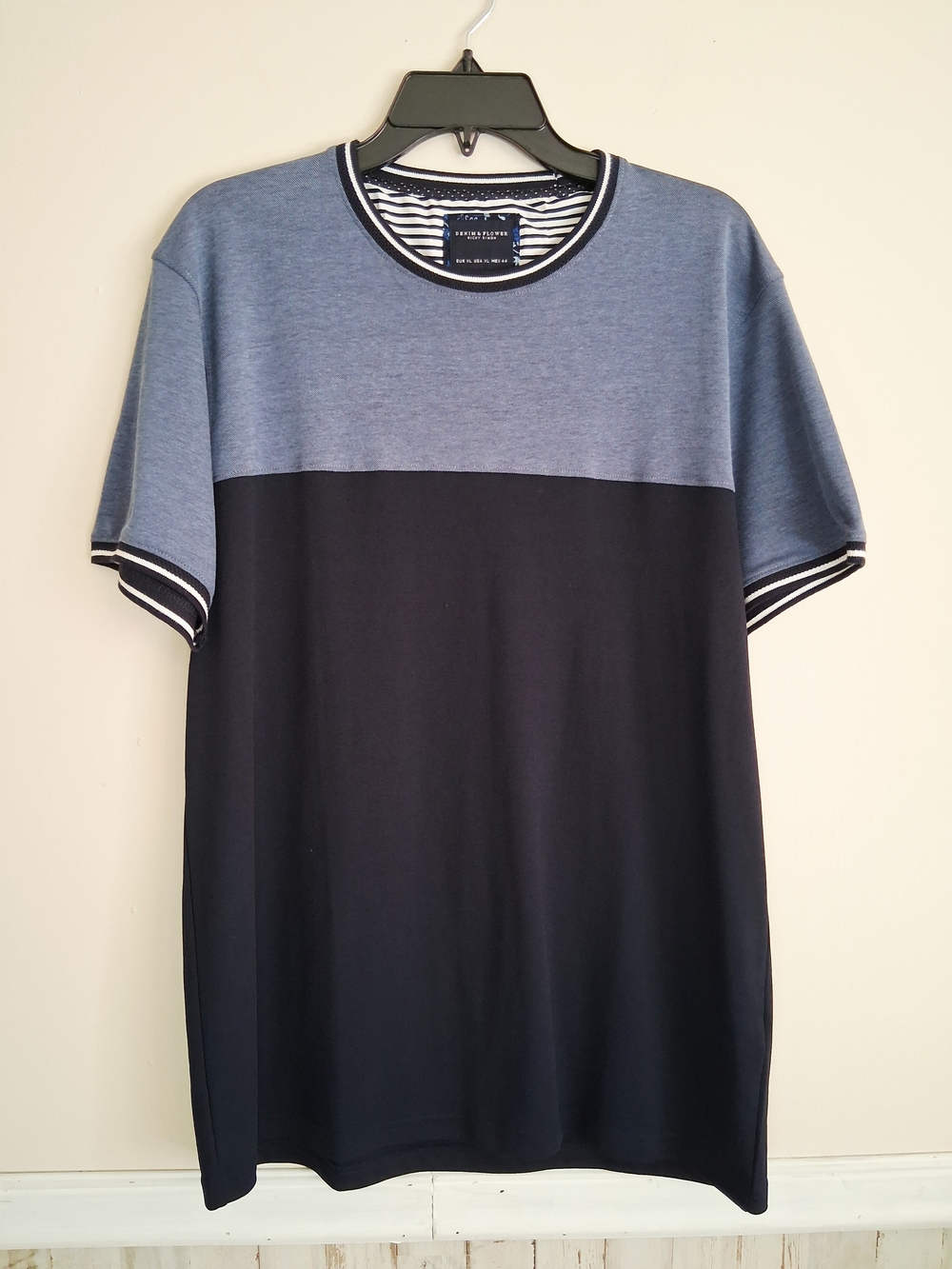 Denim & Flower Crewneck T-shirt Blue Colorblock Knit Men's XL Smart Casual